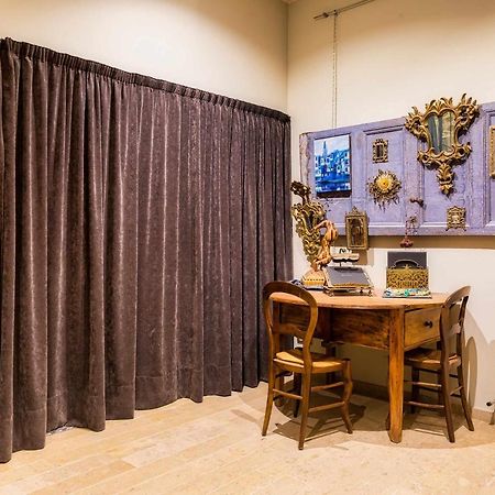 Keldomenech Bed&Art Luxury Apartment For Art Lover Besalú Kültér fotó