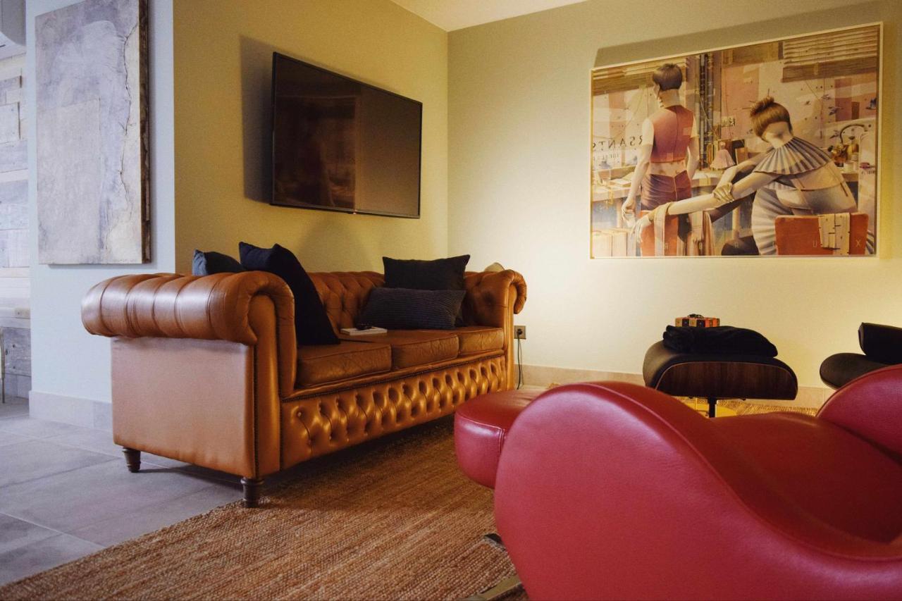 Keldomenech Bed&Art Luxury Apartment For Art Lover Besalú Kültér fotó