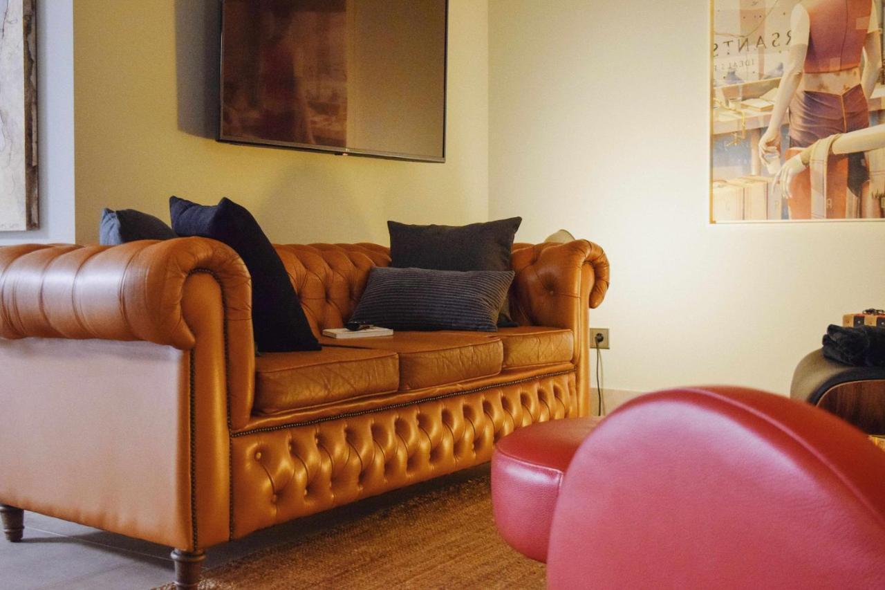 Keldomenech Bed&Art Luxury Apartment For Art Lover Besalú Kültér fotó