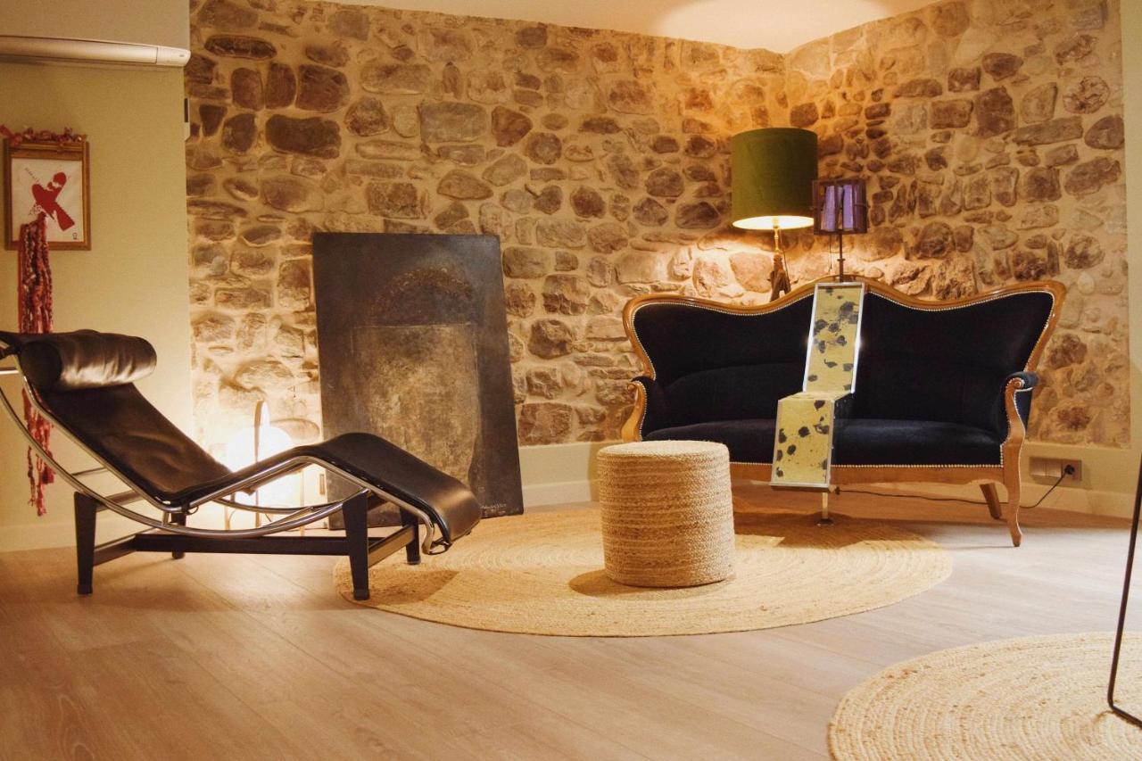Keldomenech Bed&Art Luxury Apartment For Art Lover Besalú Kültér fotó