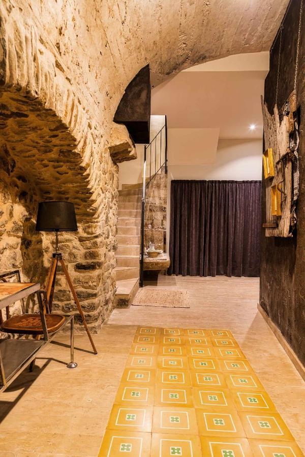 Keldomenech Bed&Art Luxury Apartment For Art Lover Besalú Kültér fotó